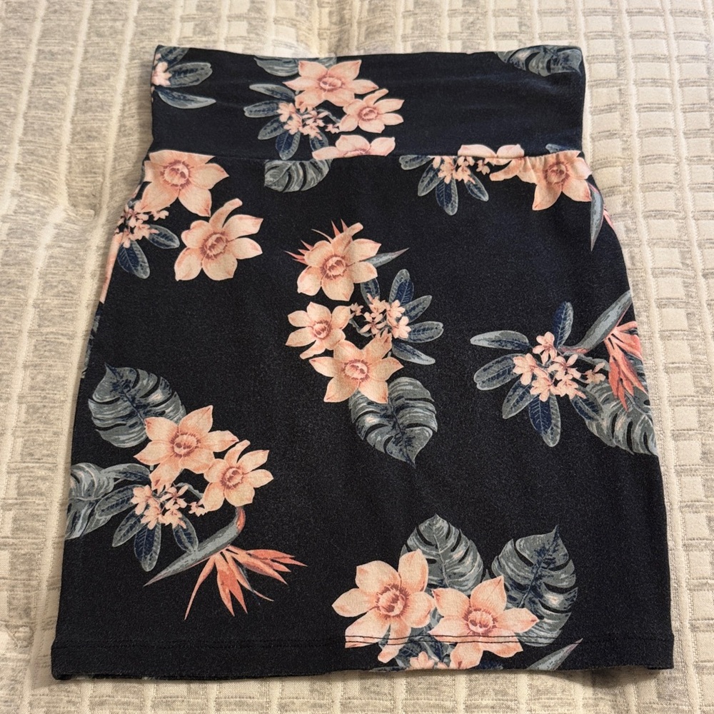 Floral Print Women's Skirt Set - Picture 5 of 7